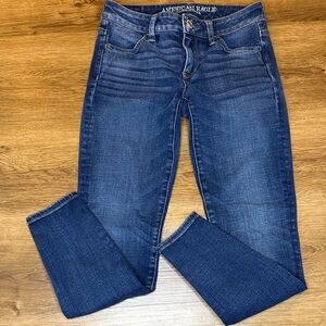 American Eagle Super Super Stretch X4 Jeans Skinny Whisker Faded Denim Women’s 0